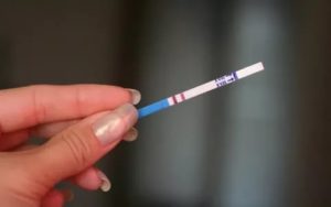 Фото теста на беременность или нет