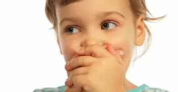 Не разговаривает и не слышит ребенок 3 года