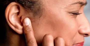 Заложено ухо, температура 37,4