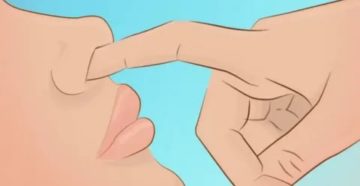 Мой парень засунул мне во влагалище 4 пальца